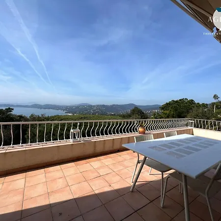 La Louarde בית נופש