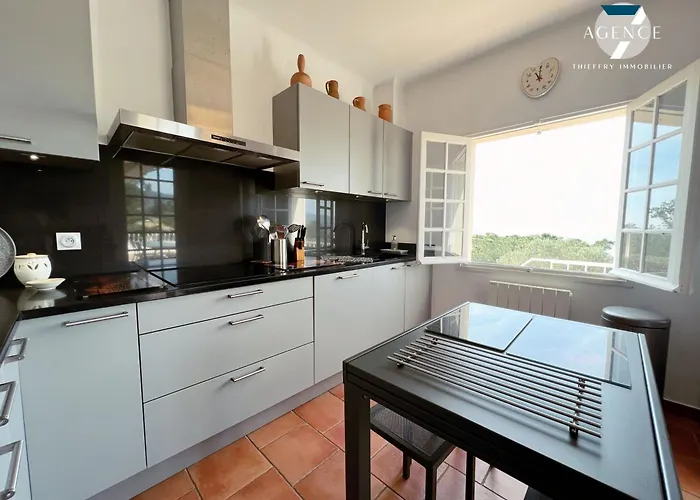 La Louarde * لي إيسامبر