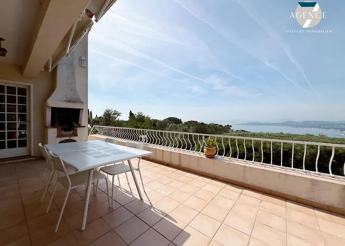 La Louarde بيت للعطل *