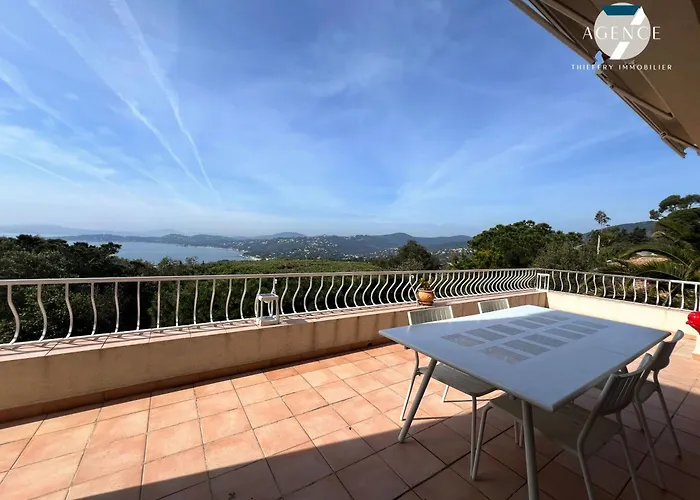 La Louarde بيت للعطل